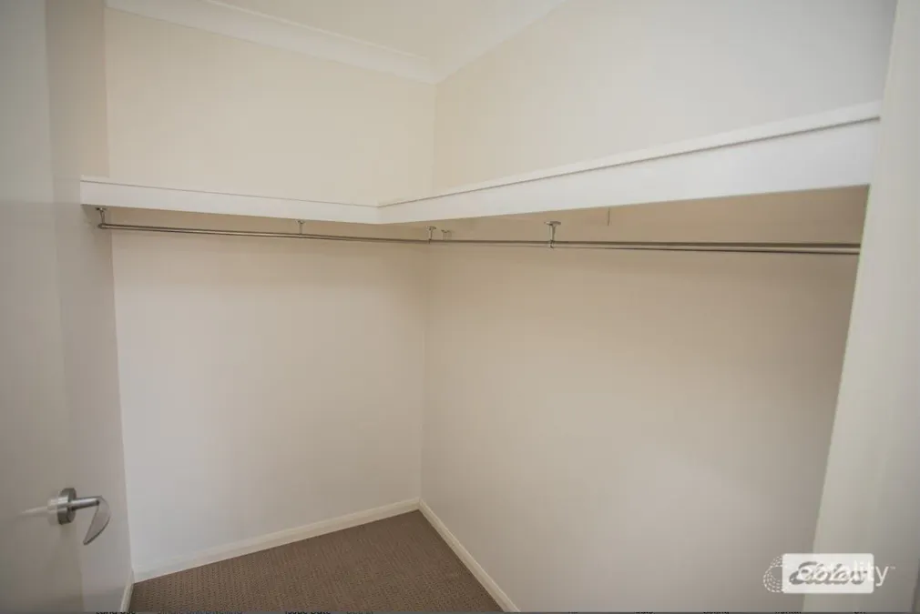 13 Sheridan Street, Chinchilla, QLD, 4413 - Image 10