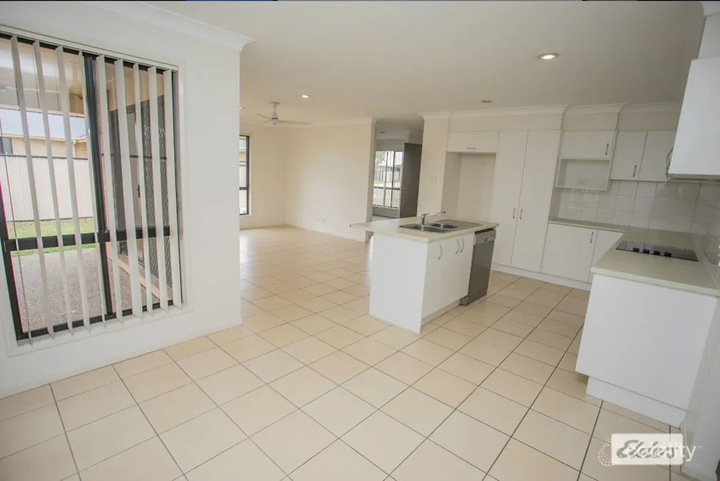 13 Sheridan Street, Chinchilla, QLD, 4413 - Image 4