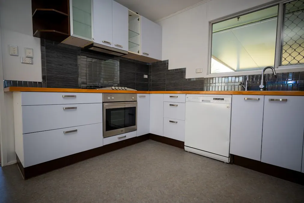 48 Taylor Street, Roma, QLD, 4455 - Image 7