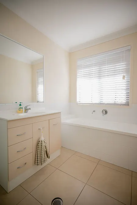 13 Courtney Street, Roma, QLD, 4455 - Image 15