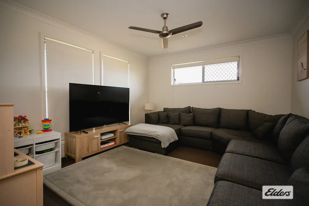 68 Taylor Street, Roma, QLD, 4455 - Image 2