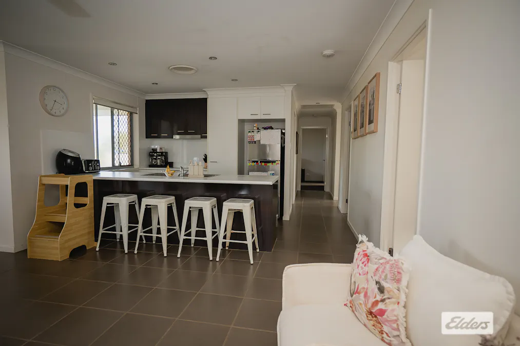 68 Taylor Street, Roma, QLD, 4455 - Image 6