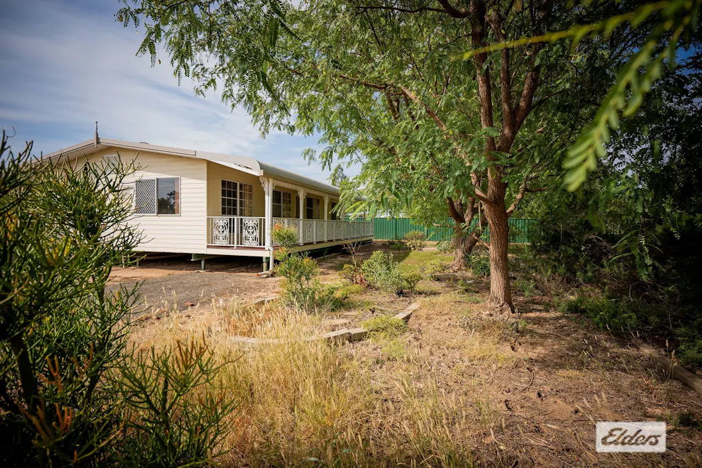 249 Northern Road, Roma, QLD, 4455 - Image 22