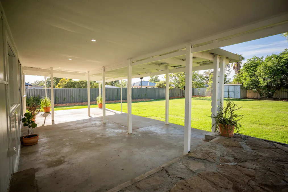 96 Miscamble Street, Roma, QLD, 4455 - Image 25