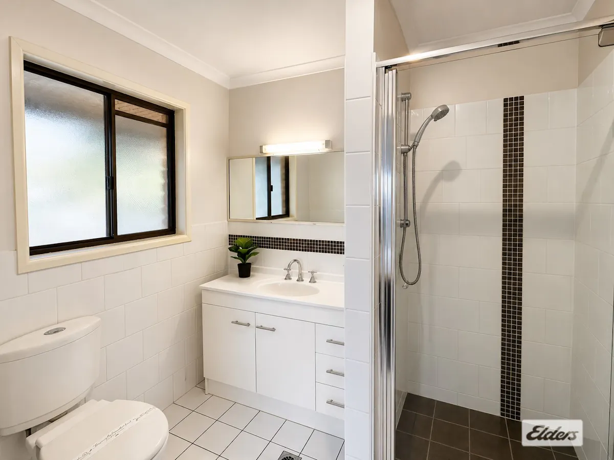 27 Zeller Street — photo 7 of 15