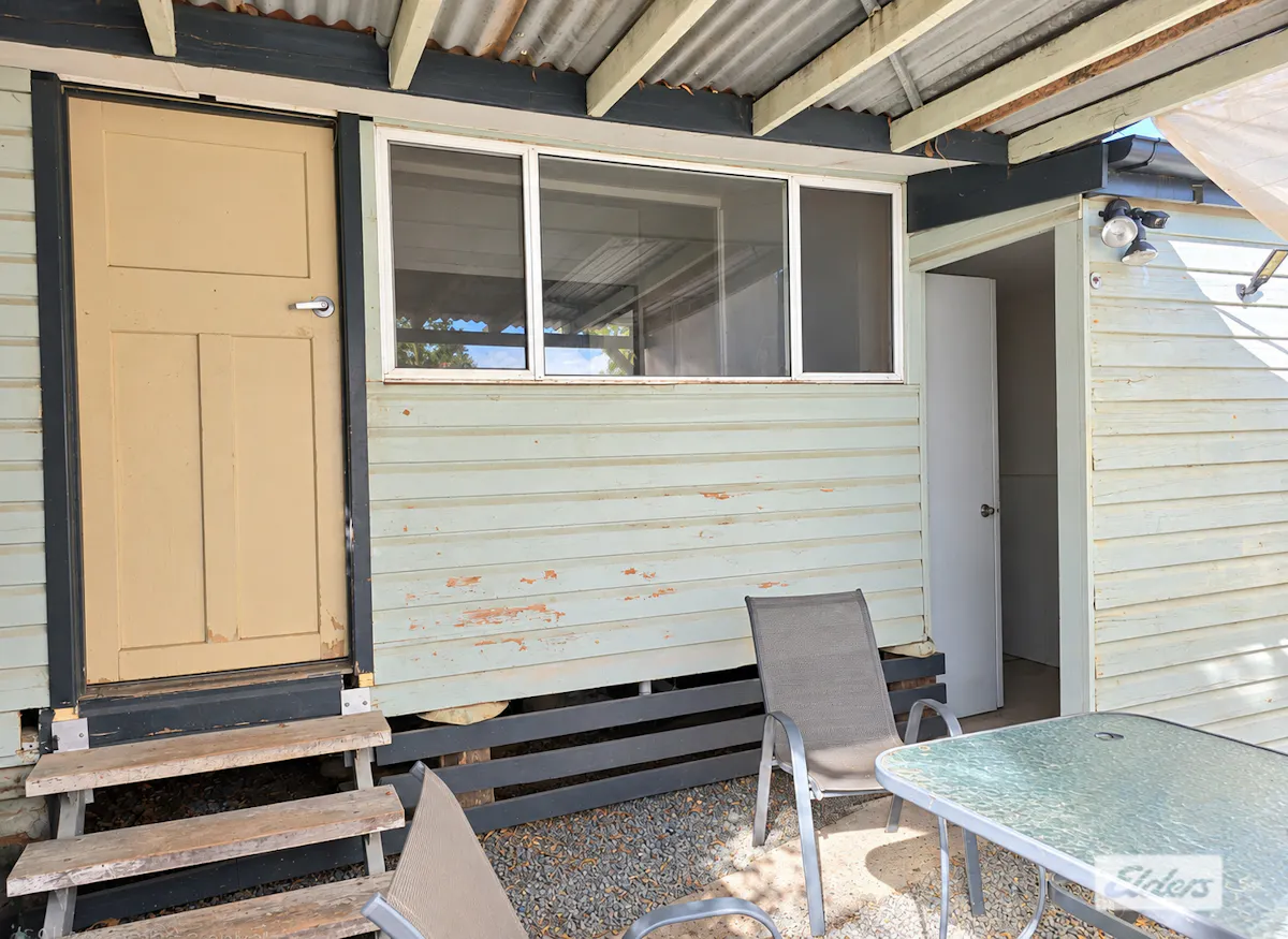 87 Marian Street — photo 17 of 18