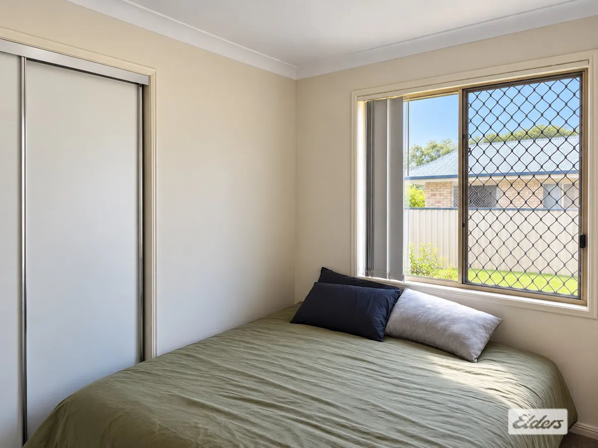 24 Campbell Street — photo 9 of 19