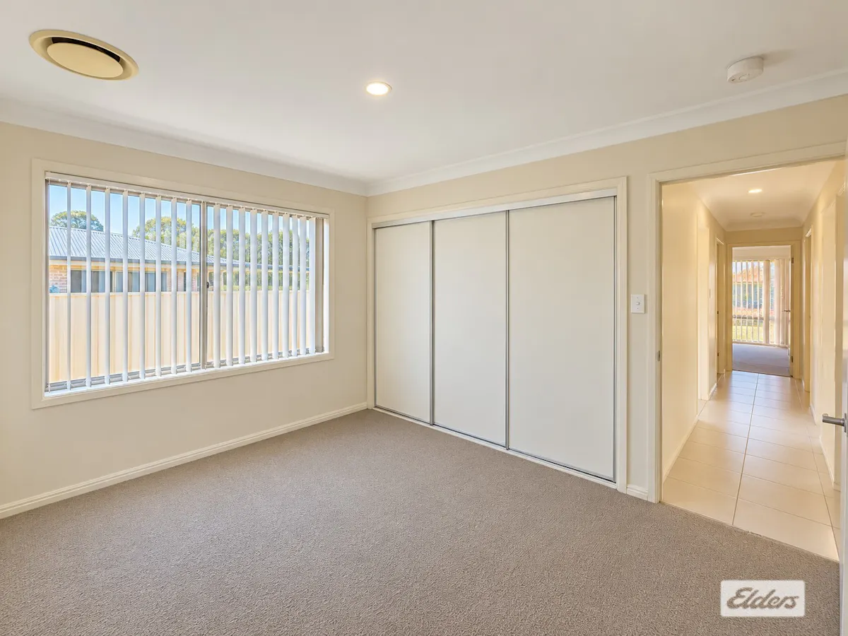 24 Campbell Street — photo 10 of 19
