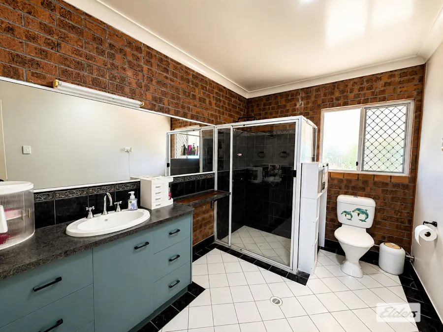 23 Zeller Street, Chinchilla, QLD, 4413 - Image 10