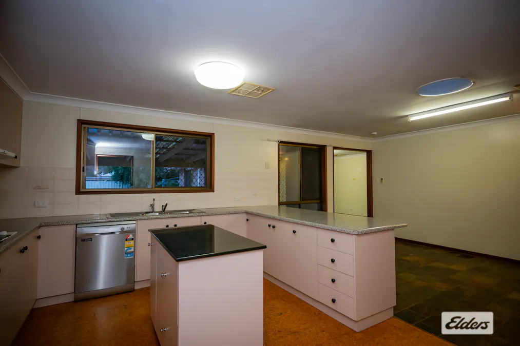 6 Madison Terrace, Roma, QLD, 4455 - Image 5