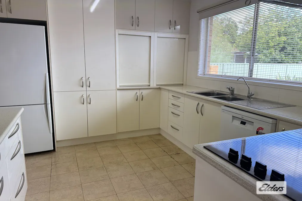 8 Fitzgerald Street, Chinchilla, QLD, 4413 - Image 6