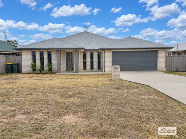 27 Racecourse Road — photo from Elders Real Estate Miles