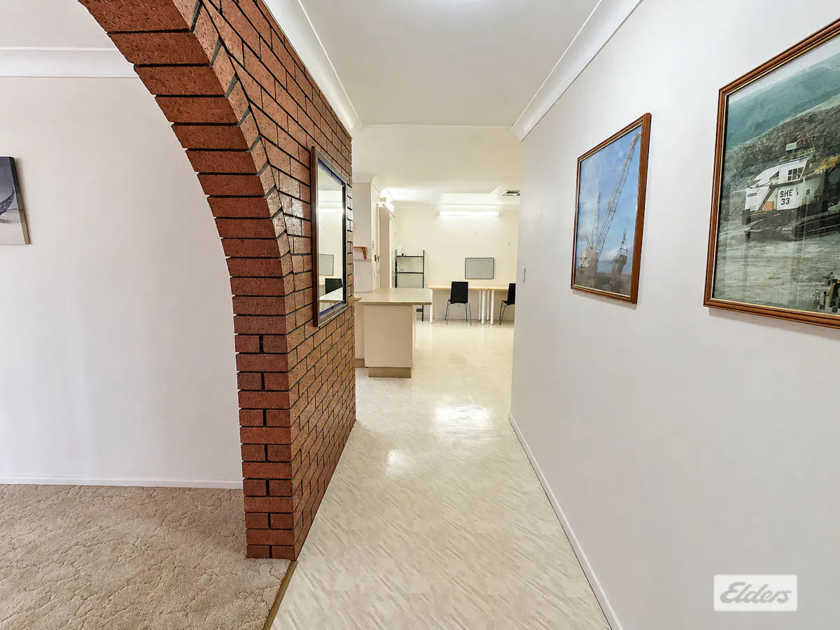 6 Hoffman Street — photo 3 of 23