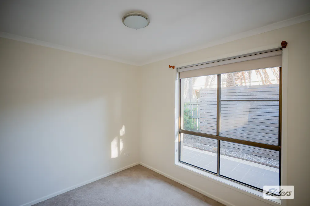 14 Roma Crescent, Roma, QLD, 4455 - Image 11