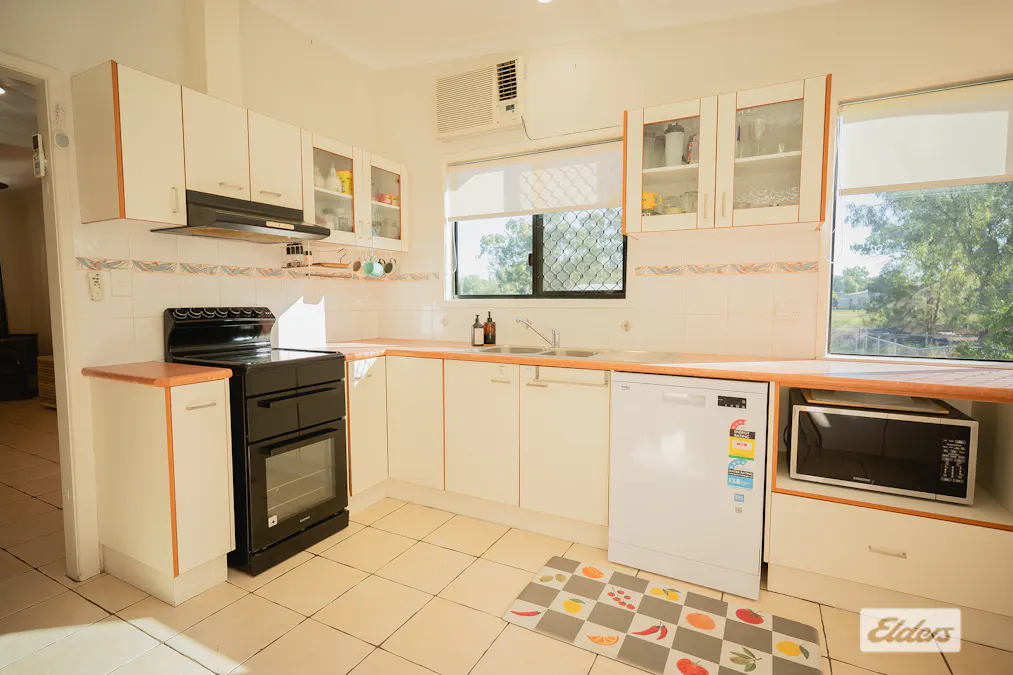 1 Wright Street, Roma, QLD, 4455 - Image 6