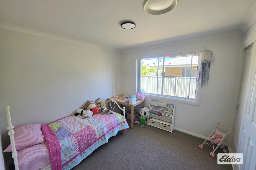 17 Sommerfeld Crescent, Chinchilla, QLD, 4413 - Image 12