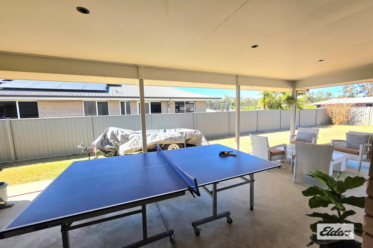 17 Sommerfeld Crescent — photo 24 of 30
