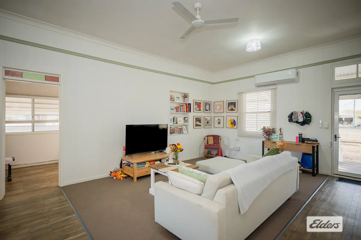 6 Russell Street — photo 3 of 22