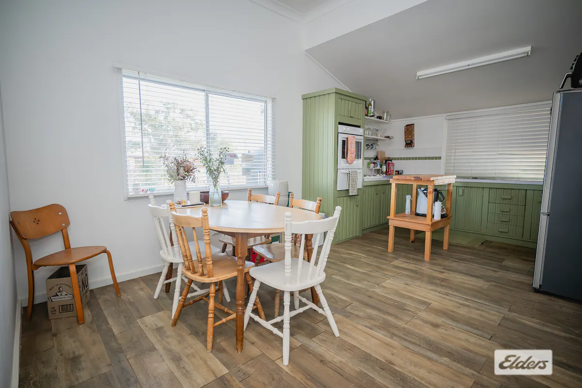 6 Russell Street — photo 7 of 22
