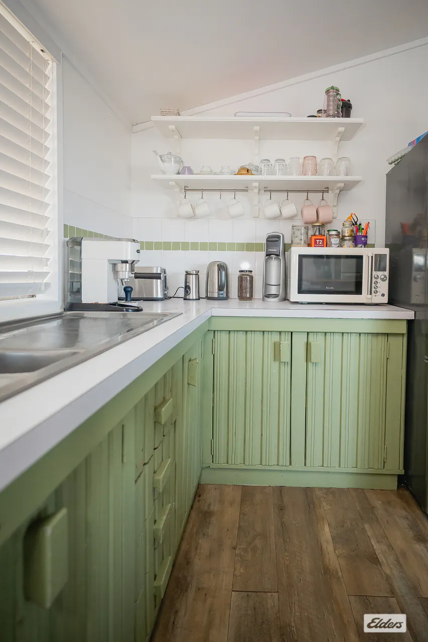 6 Russell Street — photo 9 of 22