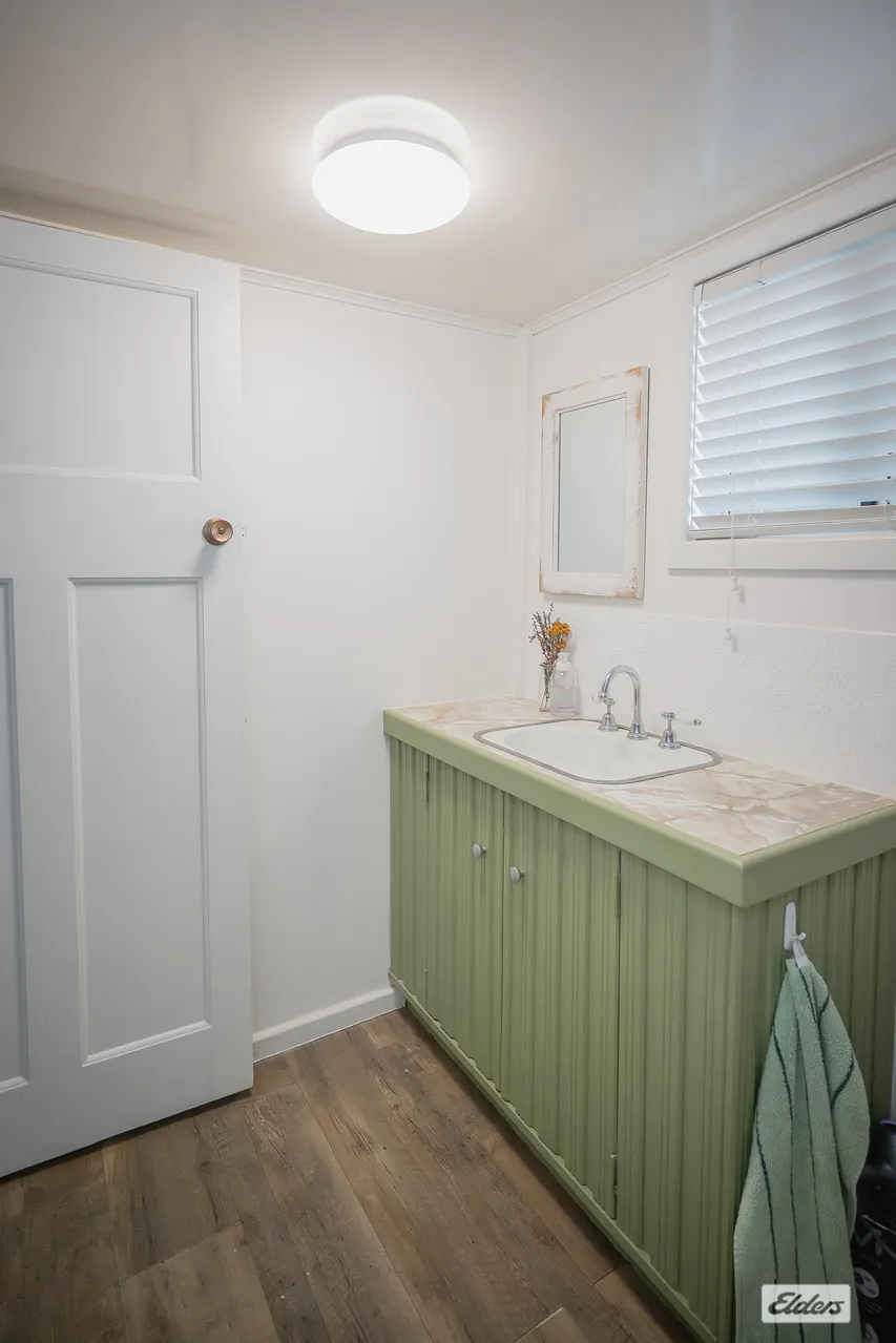 6 Russell Street — photo 17 of 22