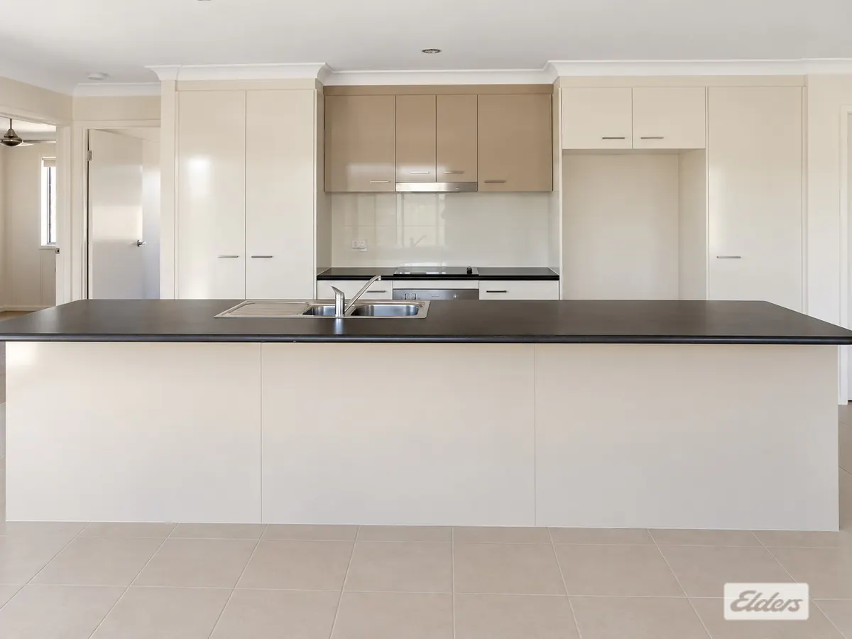 19 Ellem Drive — photo 4 of 12