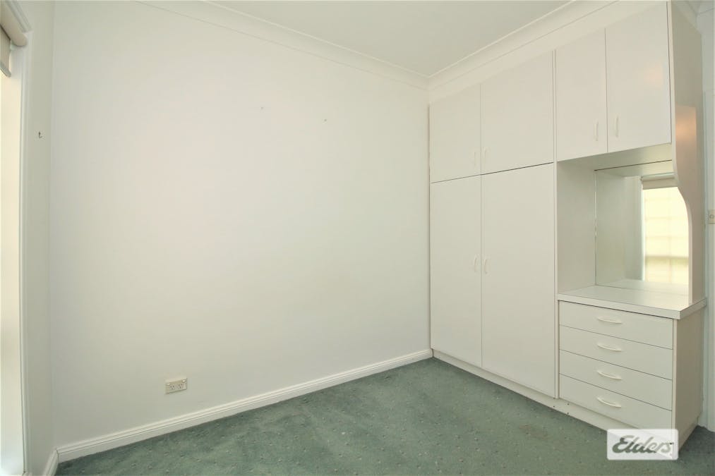 49 Gordon Avenue, Griffith, NSW, 2680 - Image 14