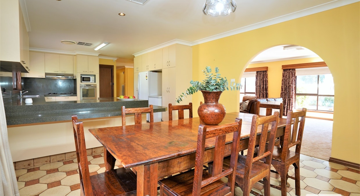 32 Harward Road, Griffith, NSW, 2680 - Image 9
