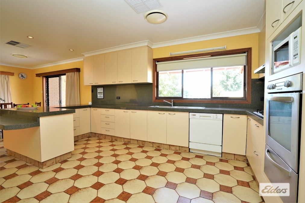 32 Harward Road, Griffith, NSW, 2680 - Image 7