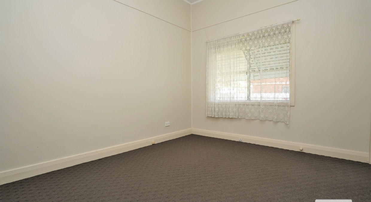 2 Chilvers Place, Griffith, NSW, 2680 - Image 10