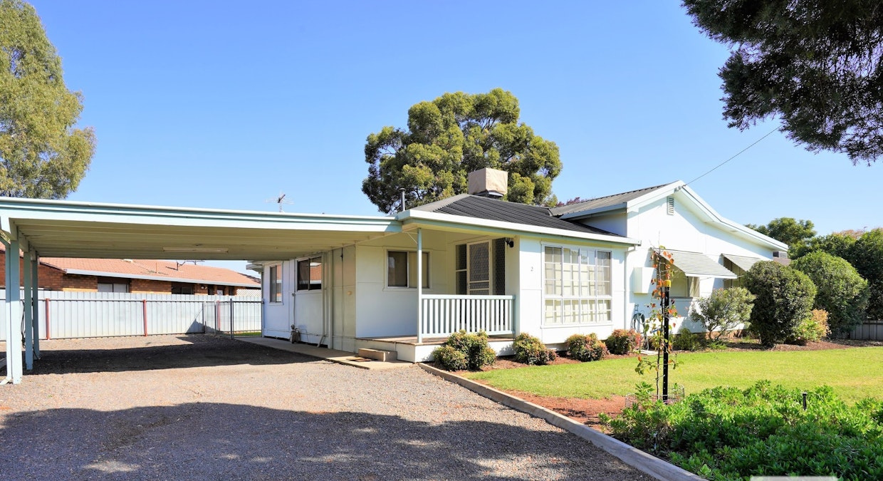 2 Chilvers Place, Griffith, NSW, 2680 - Image 2