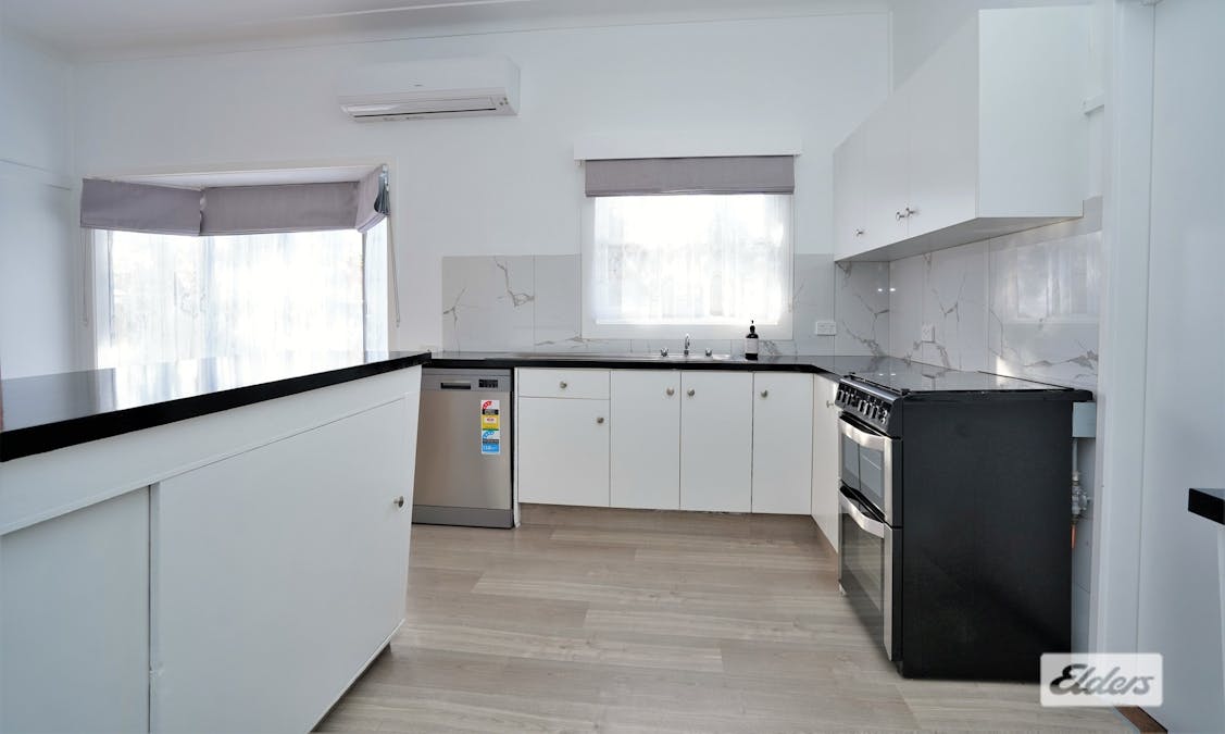 2 Lawson Crescent, Griffith, NSW, 2680 - Image 3