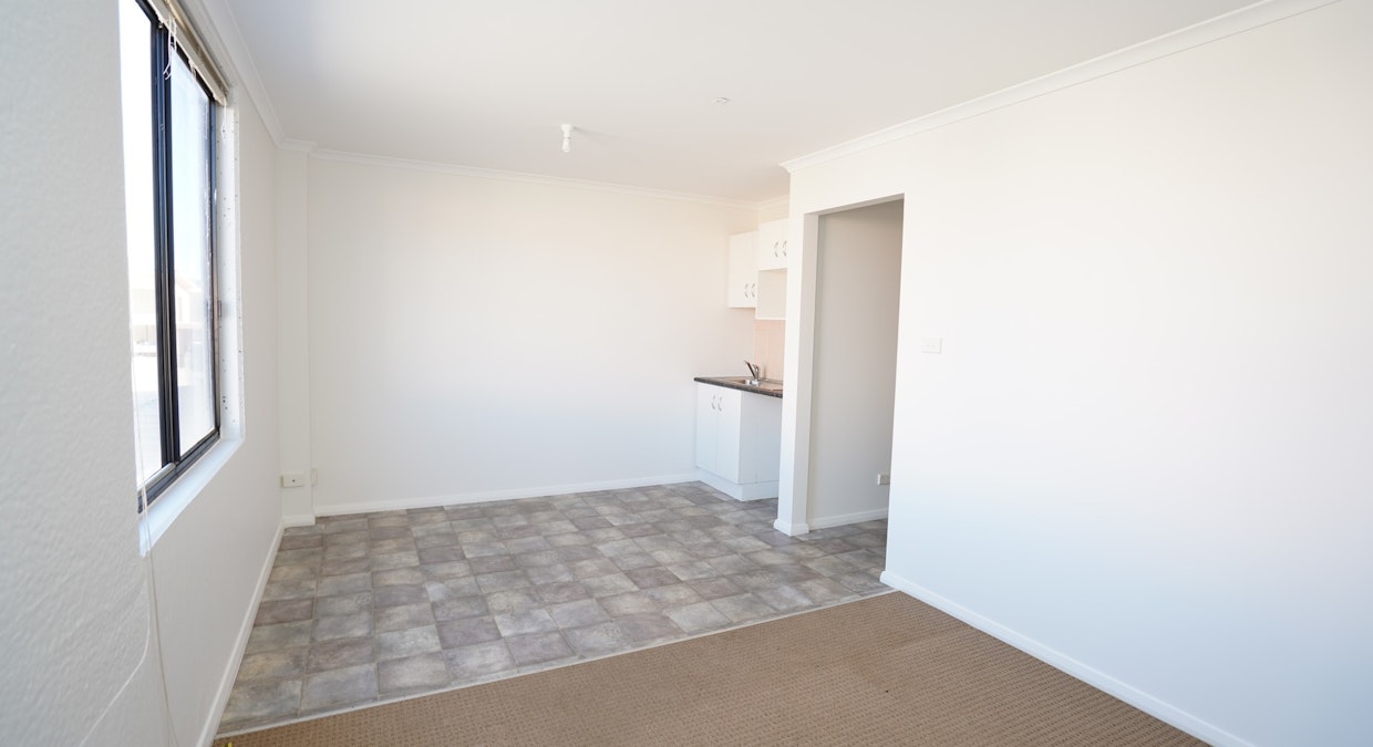 14/16-24 Whybrow Street, Griffith, NSW, 2680 - Image 9