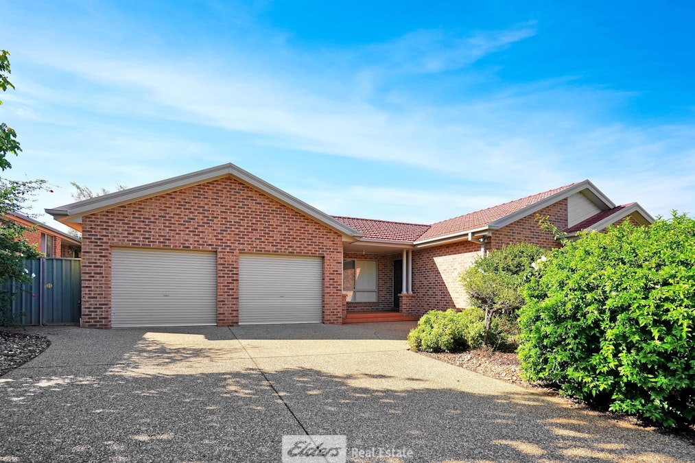 6 Dickson Road, Griffith, NSW, 2680 - Image 1