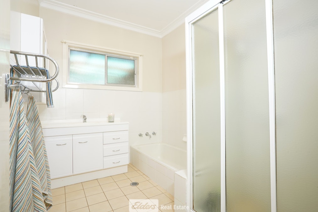 17 Grey Street, Griffith, NSW, 2680 - Image 8
