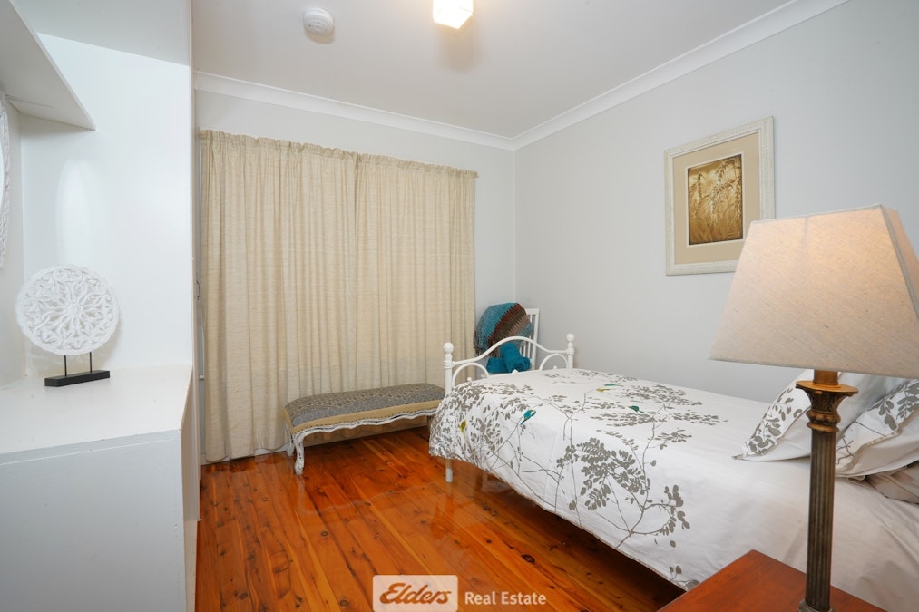22 Griffin Avenue, Griffith, NSW, 2680 - Image 9
