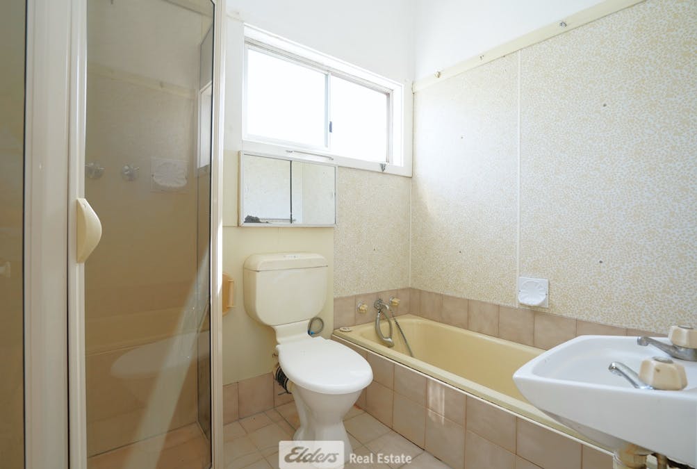 15 Kooba Street, Griffith, NSW, 2680 - Image 7