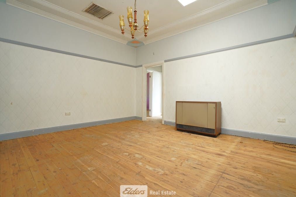 15 Kooba Street, Griffith, NSW, 2680 - Image 3