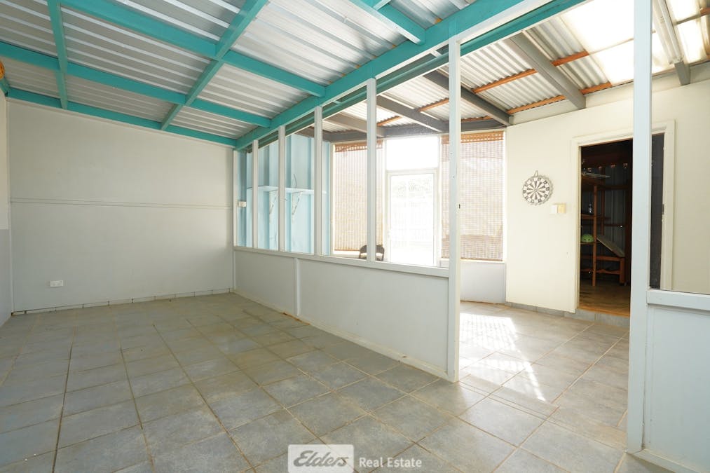 15 Kooba Street, Griffith, NSW, 2680 - Image 8