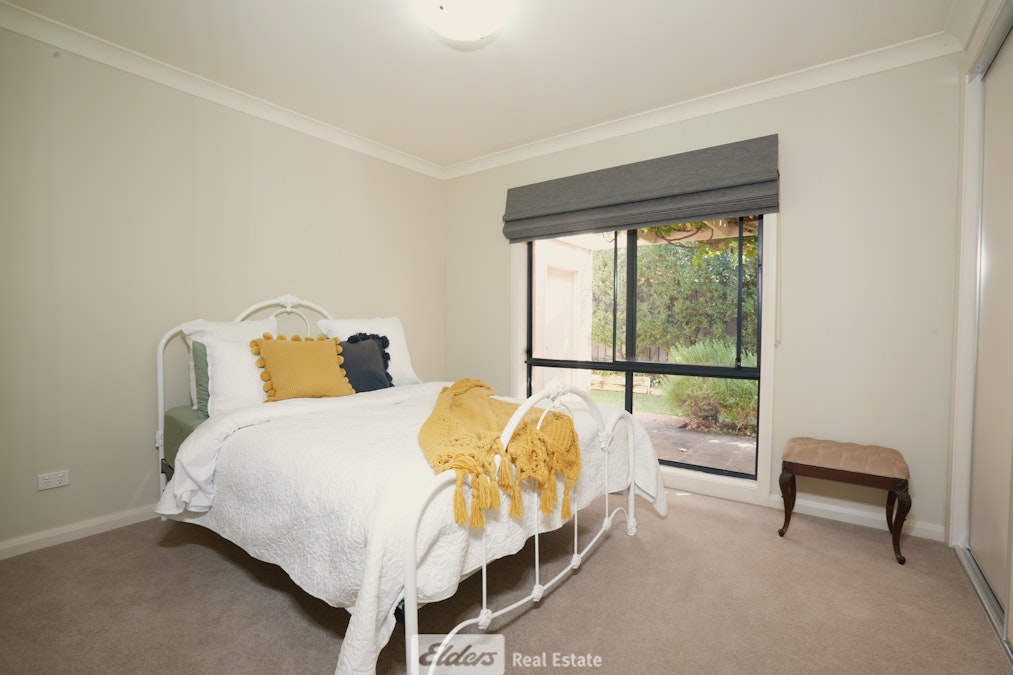 28 Dussin Street, Griffith, NSW, 2680 - Image 11