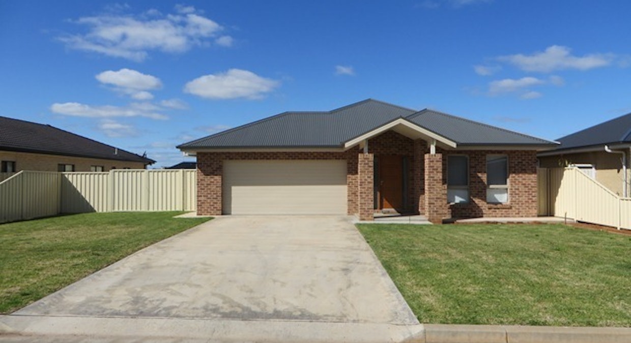12A Brooks Street, Griffith, NSW, 2680 - Image 1