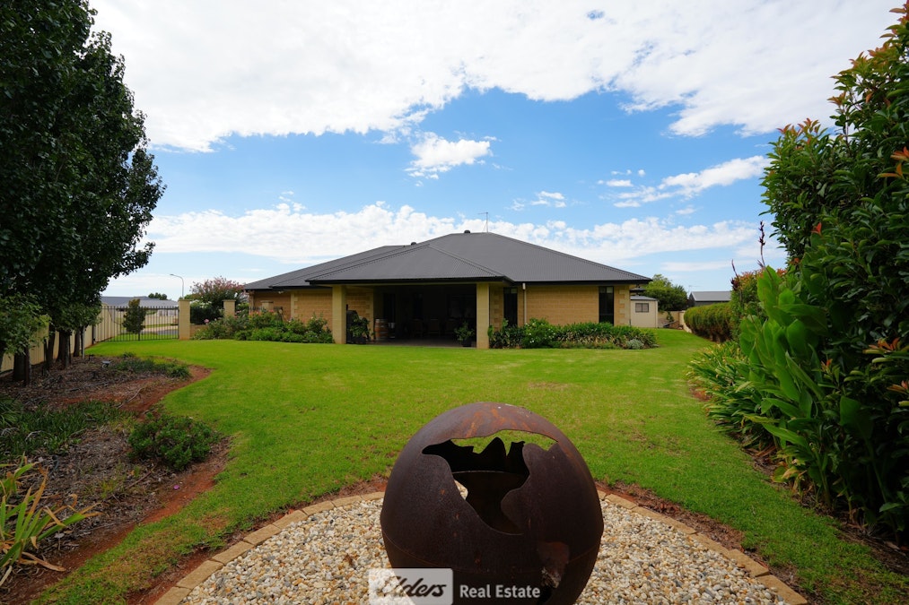 4 Angela Place, Griffith, NSW, 2680 - Image 14