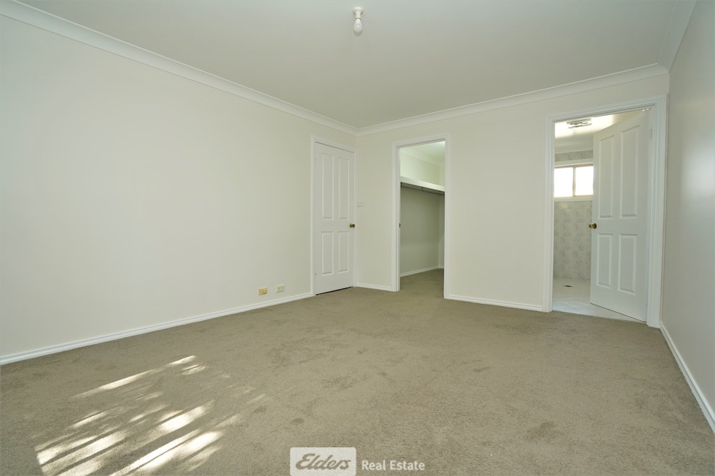 9 North Grove Drive, Griffith, NSW, 2680 - Image 6