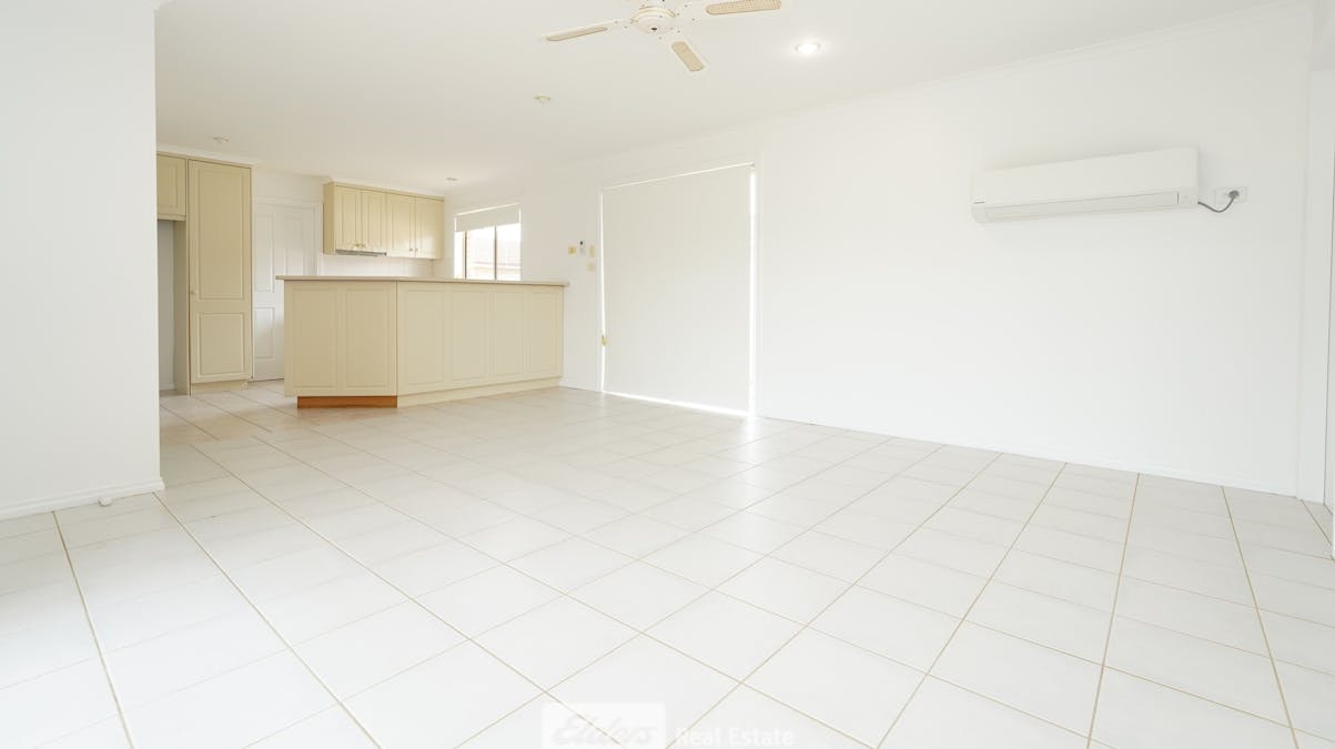 2/5-9 Ulong Street, Griffith, NSW, 2680 - Image 2