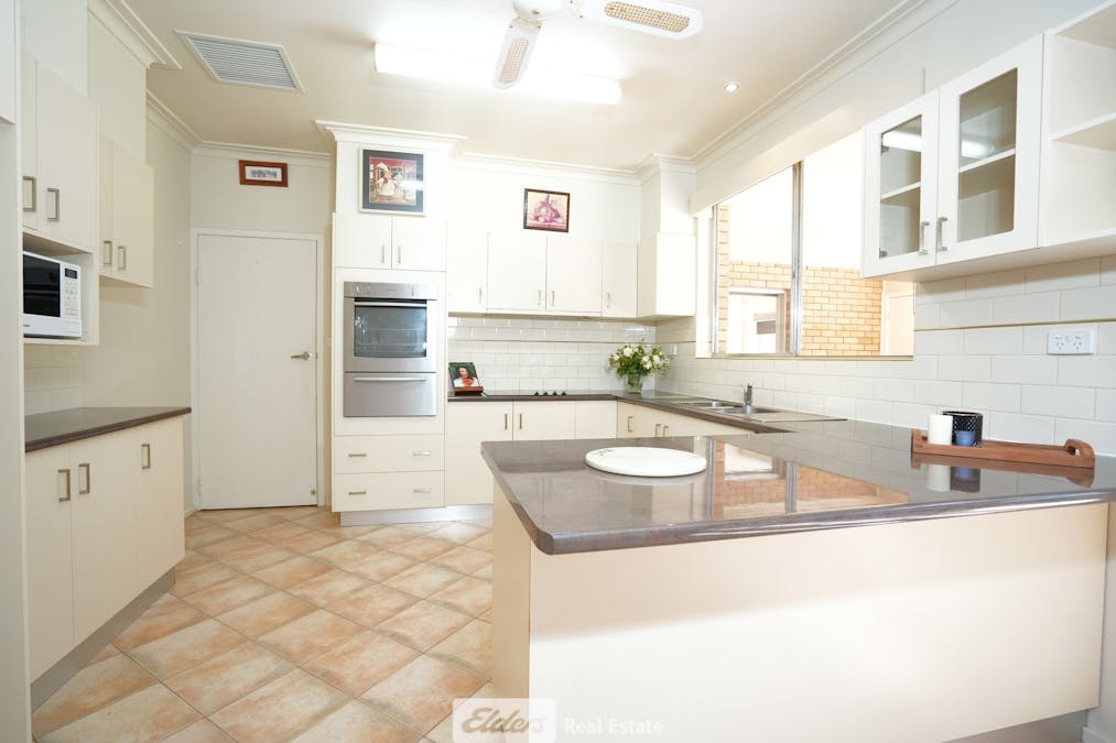 74 Ross Crescent, Griffith, NSW, 2680 - Image 4