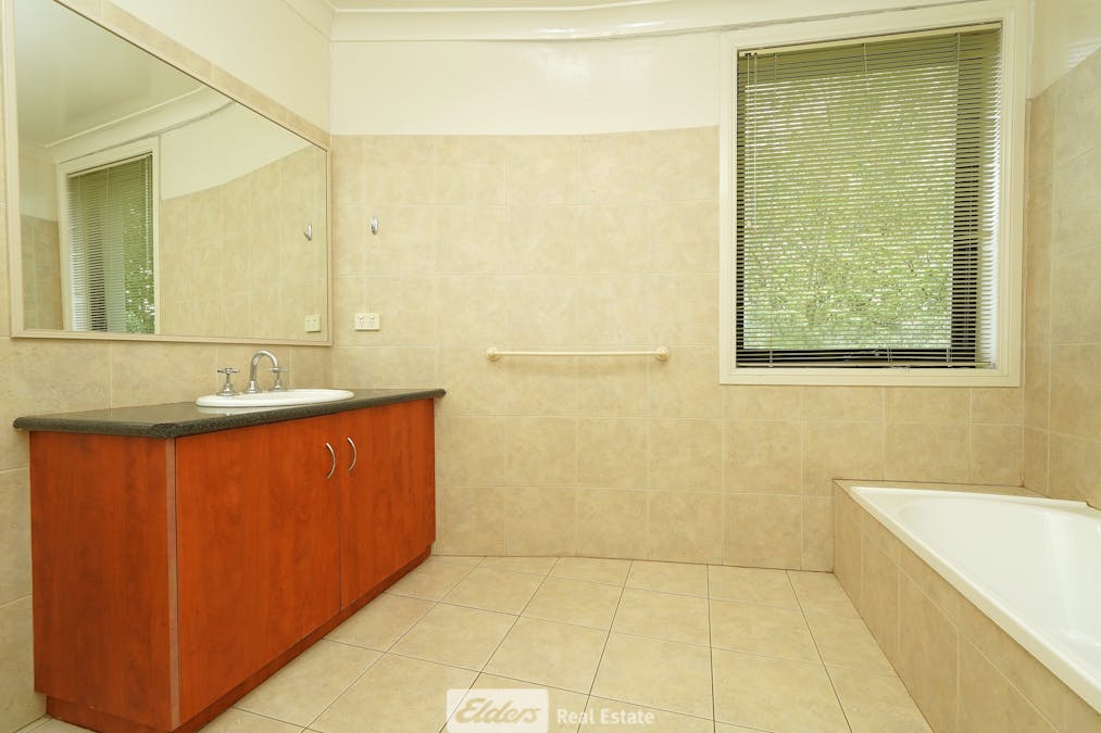 4/6 Kookora Street, Griffith, NSW, 2680 - Image 5