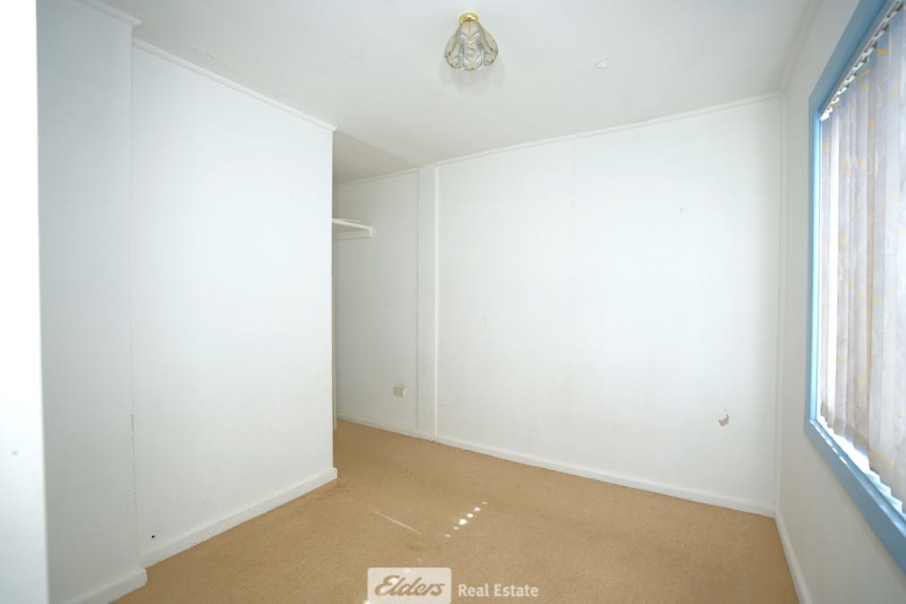 2 Moses Street, Griffith, NSW, 2680 - Image 9