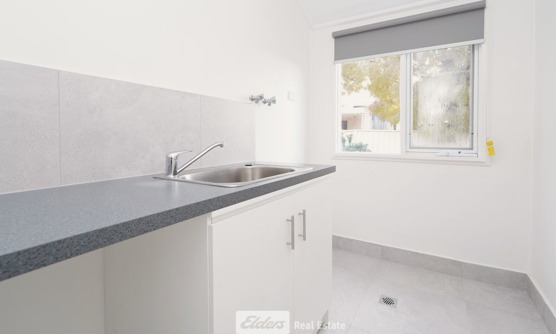 10 Duff Place, Griffith, NSW, 2680 - Image 6