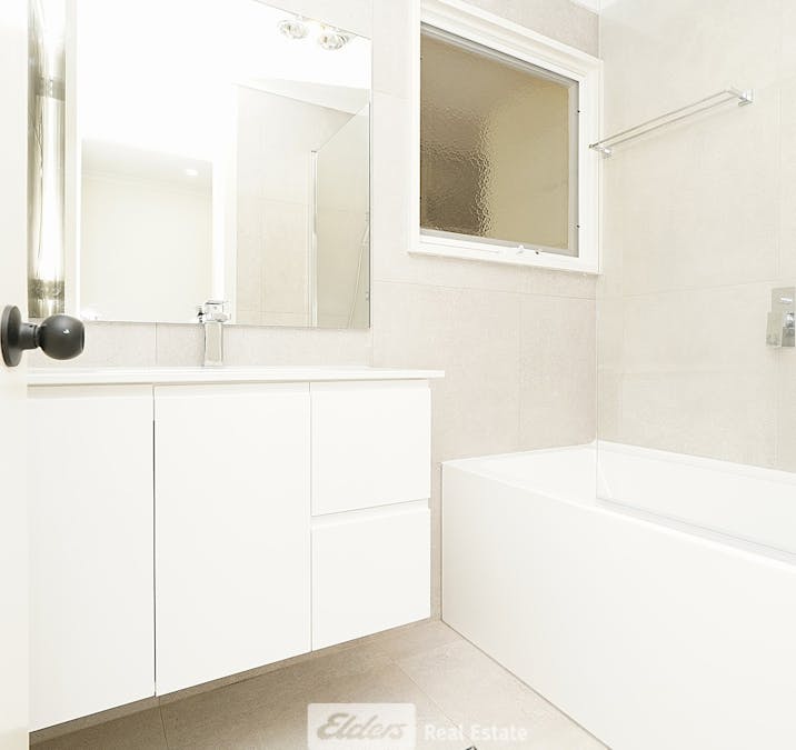 10 Duff Place, Griffith, NSW, 2680 - Image 5