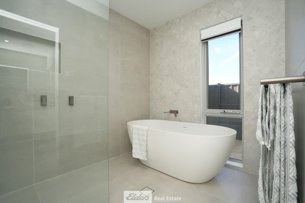 86 Madden Drive, Griffith, NSW, 2680 - Image 19
